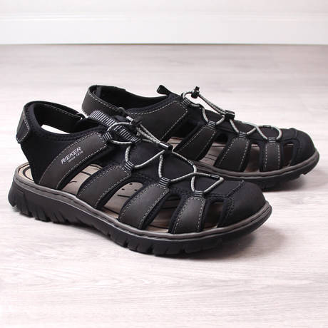 Komfortowe sandały męskie zabudowane czarne Rieker 26770-00