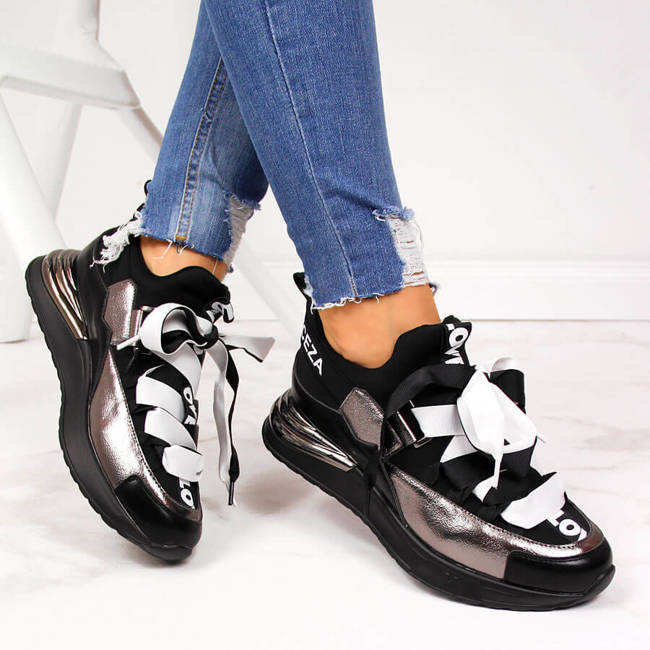 Sneakersy damskie z napisami czarne Vinceza